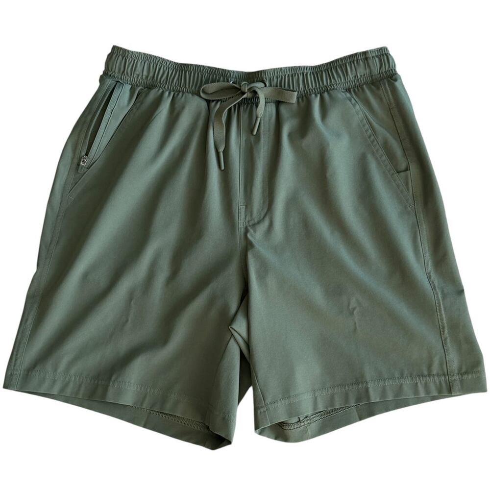 VRST Men's 7" Green Performance Shorts Size Small NWOT